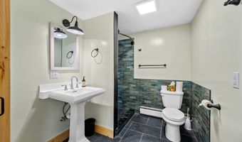 47 Westwood Pkwy, Barre, VT 05641
