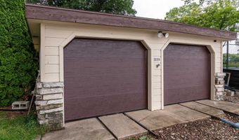3154 Waucheeta Trl, Madison, WI 53711