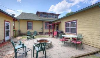 1418 Cleveland Ave, Baxter Springs, KS 66713