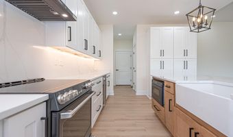 7 JOCKEY Ct, Berlin, MD 21811