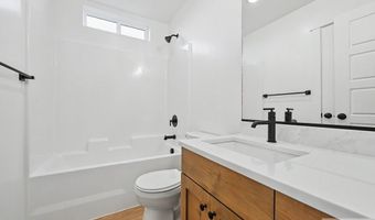 3090 Elixir Rd, Ammon, ID 83406