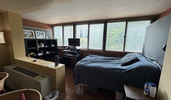 9 Hawthorne Place 4B, Boston, MA 02114