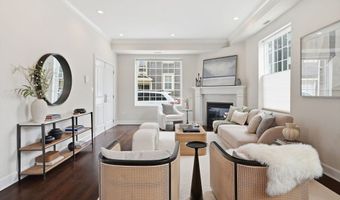 155 W 9th St 1, Boston, MA 02127