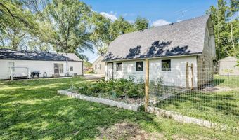 312 W Kelly Ave, Augusta, KS 67010