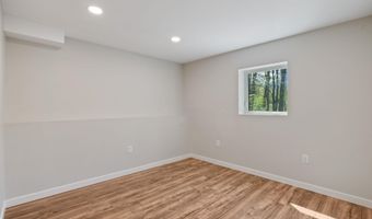 41 Elk Dr, Bedford, NH 03110