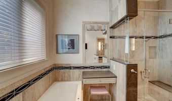 4744 34TH St N, Arlington, VA 22207