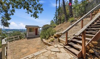 717 Porter Rd, Fallbrook, CA 92028