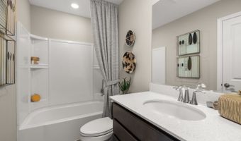 1221 Glenmont St, Algonquin, IL 60102