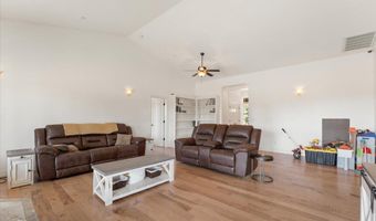 25150 Dersch Rd, Anderson, CA 96007