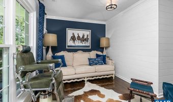 23 LOOKAWAY HILLS Dr, Afton, VA 22920