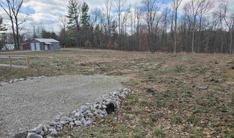 1249 N Lawrence Hollow Dr, Bloomfield, IN 47424