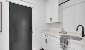 3690 E CANYON Way, Chandler, AZ 85249