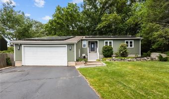 4 Amanda Ct, North Providence, RI 02904