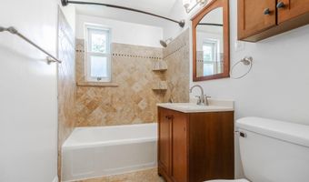 1226 N TAYLOR St, Arlington, VA 22201