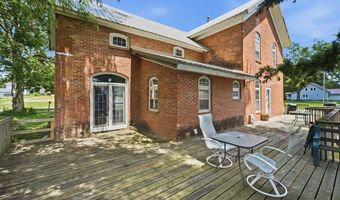 922 3rd Ave, Ackley, IA 50601
