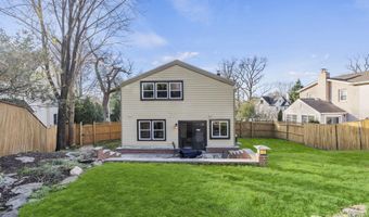 2551 23RD Rd N, Arlington, VA 22207