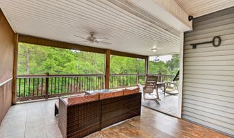 43 Fiber St, Bay St. Louis, MS 39520