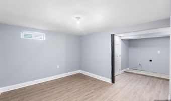 36 Deerfield St, Bergenfield, NJ 07621