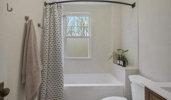 1943 N CLEVELAND St, Arlington, VA 22201