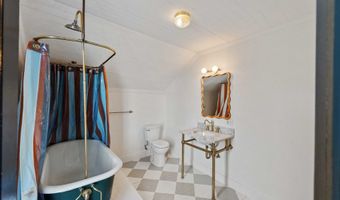 57586 PARKERSBURG Rd, Bandon, OR 97411