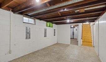 3803 Ontario St, Ames, IA 50014