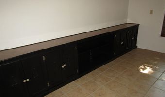 917 S 6th St, Artesia, NM 88210