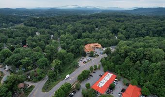 99999 Knauth Rd, Asheville, NC 28805