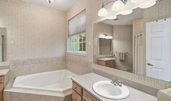 40 Mission Way, Barnegat, NJ 08005