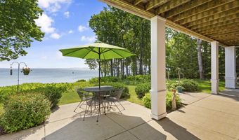 155 Bayside Dr, Belfast, ME 04915