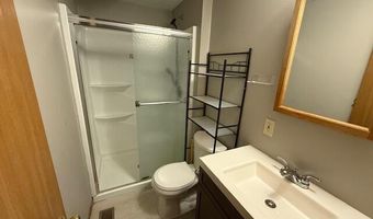 212 N Simon St, Ada, OH 45810