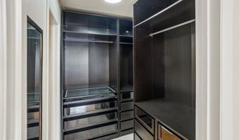 4970 BATTERY Ln 409, Bethesda, MD 20814