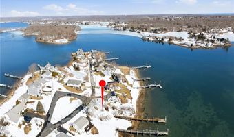 Barnacle Road, Narragansett, RI 02882