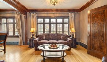 907 1st Dr NW, Austin, MN 55912