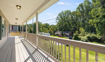 76 Selwyn Rd, Asheville, NC 28806