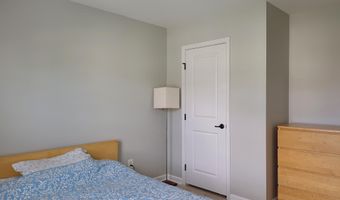 25501 EMERSON OAKS Dr, Aldie, VA 20105