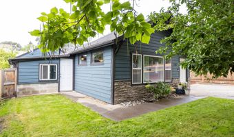 207 N MAPLE St, Bingen, WA 98605