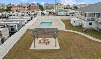 301 Henderson Blvd 24, Atlantic Beach, NC 28512