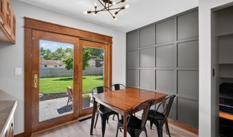 805 SE 2nd St, Ankeny, IA 50021