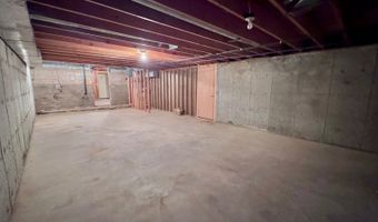 101 7th Ave NW, Bowman, ND 58623
