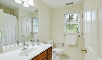 273 Maple Ave, Barrington, RI 02806