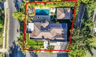 4060 Harclare Ln, Encino, CA 91436