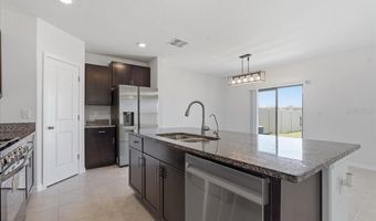 5224 WHITE CHICORY Dr, Apollo Beach, FL 33572