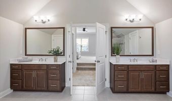 207 Weddington Park Ln, Apex, NC 27523