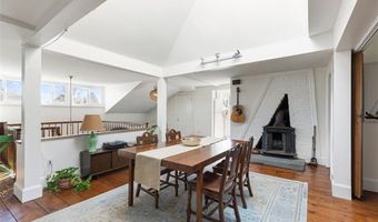 12 Mt. Vernon St 5, Newport, RI 02840