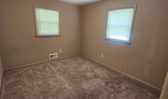 2711 GROVETON St, Alexandria, VA 22306