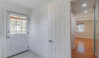 1467 Wilkes Ave, Biloxi, MS 39530