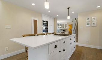 440 NW Riverfront St, Bend, OR 97703