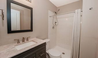 367 Napoli Ct, Ballwin, MO 63021