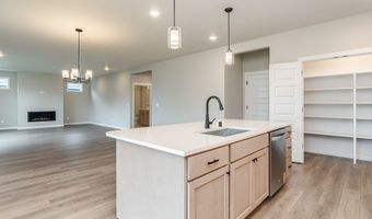 755 NW 29th St, Battle Ground, WA 98604