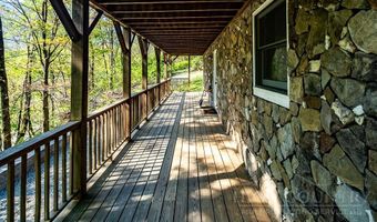 239 Dutch Treat Rd, Banner Elk, NC 28604